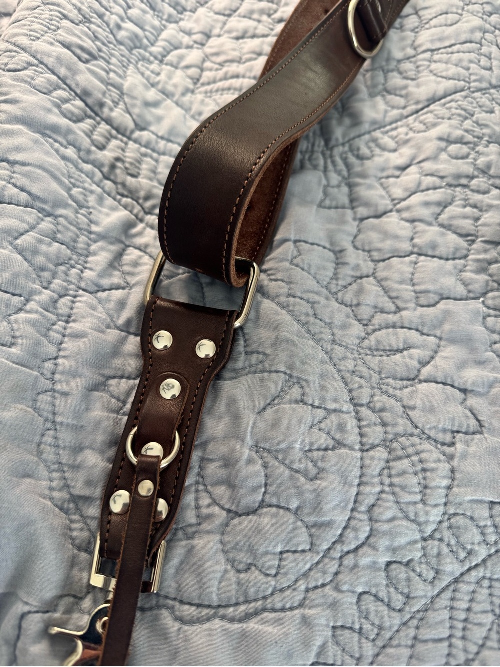 Coiro Double Camera Leather Harness Strap in Dark Brown - Picture 5 of 13
